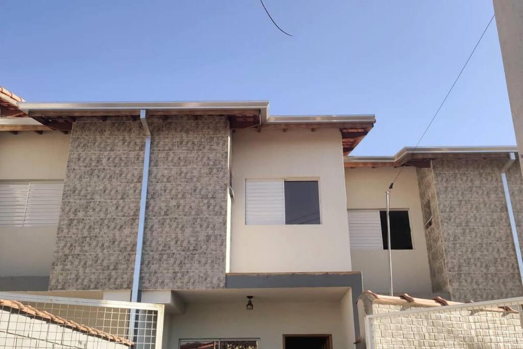 דירות קרגואטטובה Sobrado Pontal Santa Marina מראה חיצוני תמונה